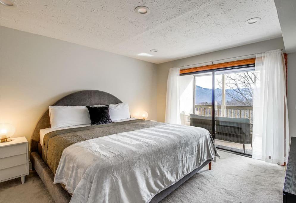 Hébergement de vacances Lux Retro Getaway W/ Ober & Smoky Mtn Views! *